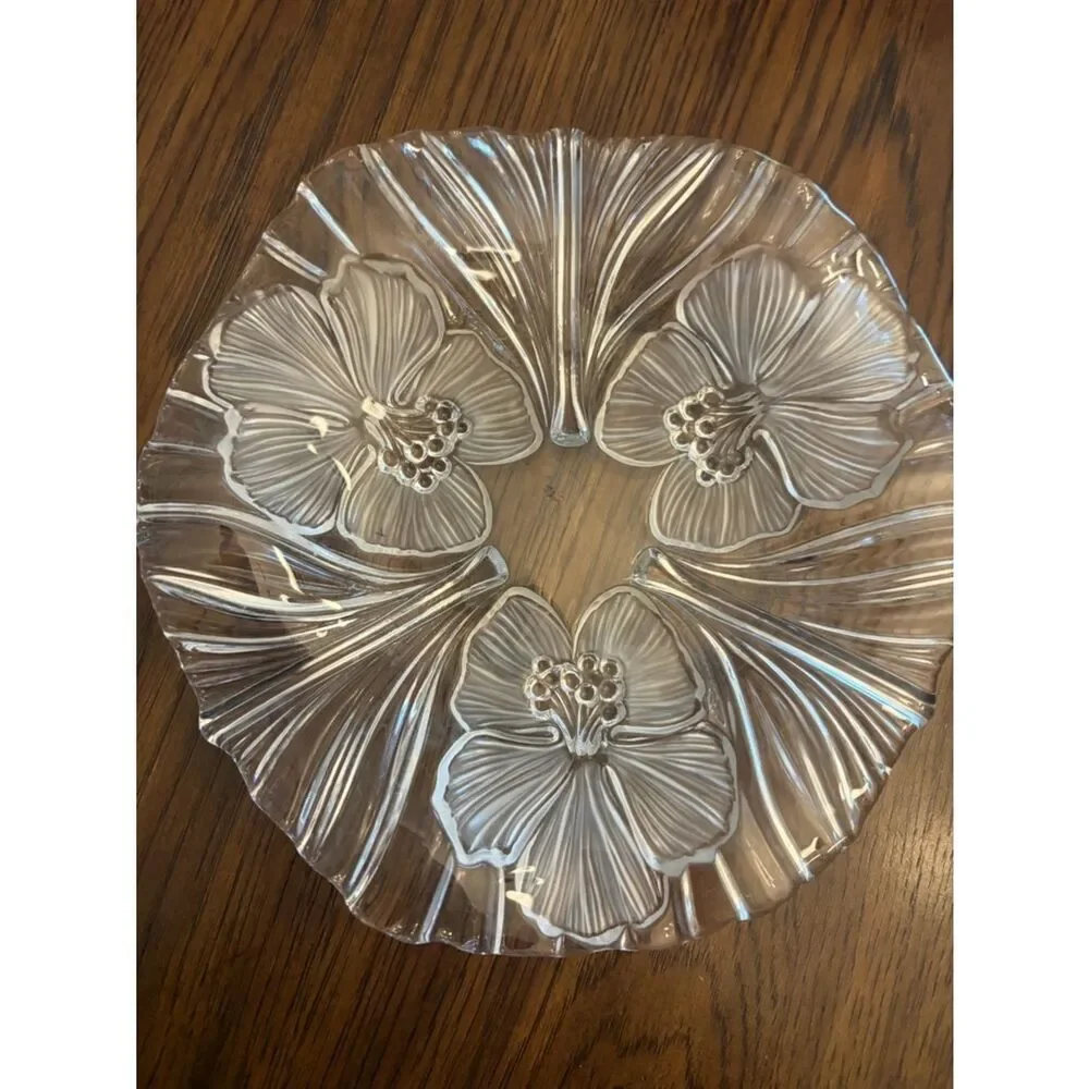 Clear Glass Floral Decorative Plate